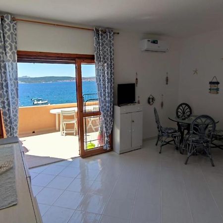 Appartamento Oltremare Vista Mare La Maddalena  Dış mekan fotoğraf