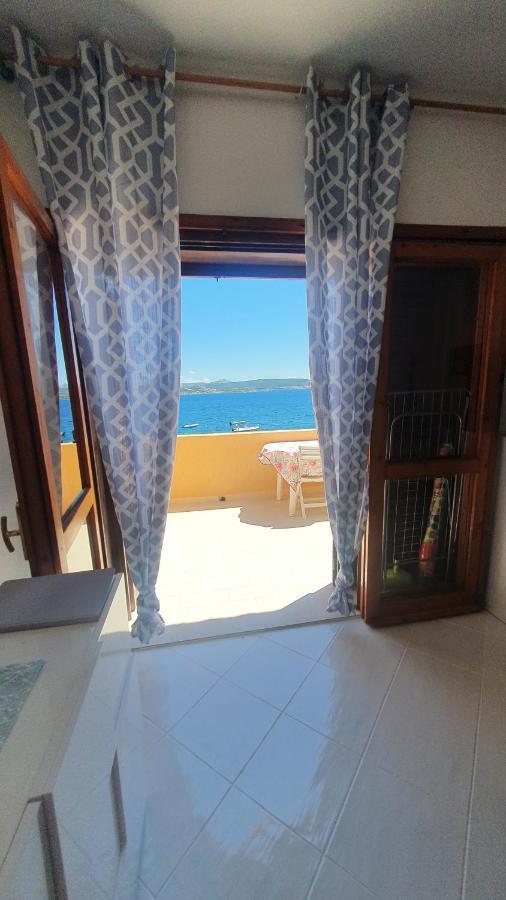 Appartamento Oltremare Vista Mare La Maddalena  Dış mekan fotoğraf